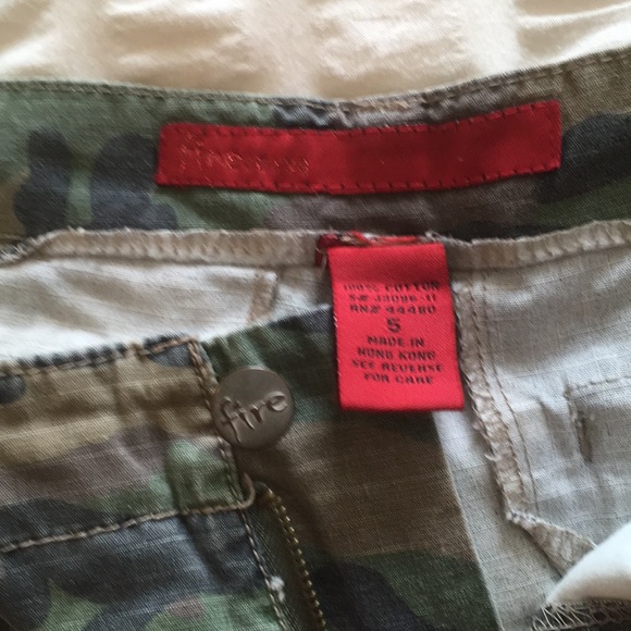 Fire Camo Shorts. Size 5 - Picture 3 of 3